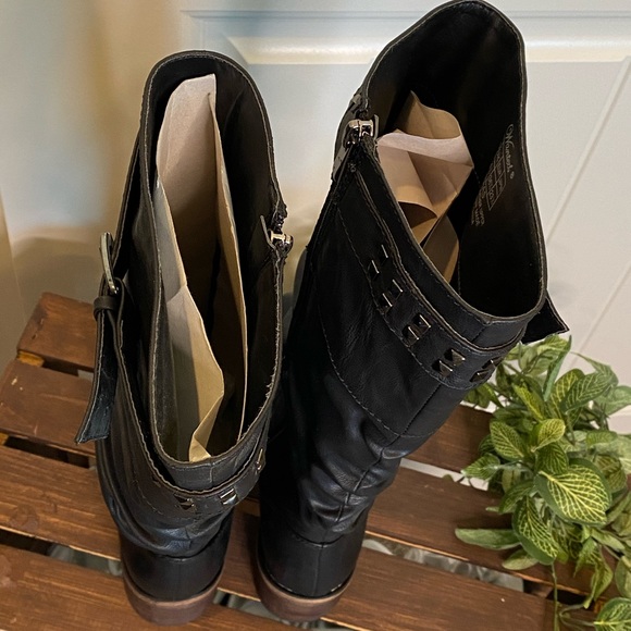 Sleek Black Wanted HAAS Studded Boot - Picture 9 of 15